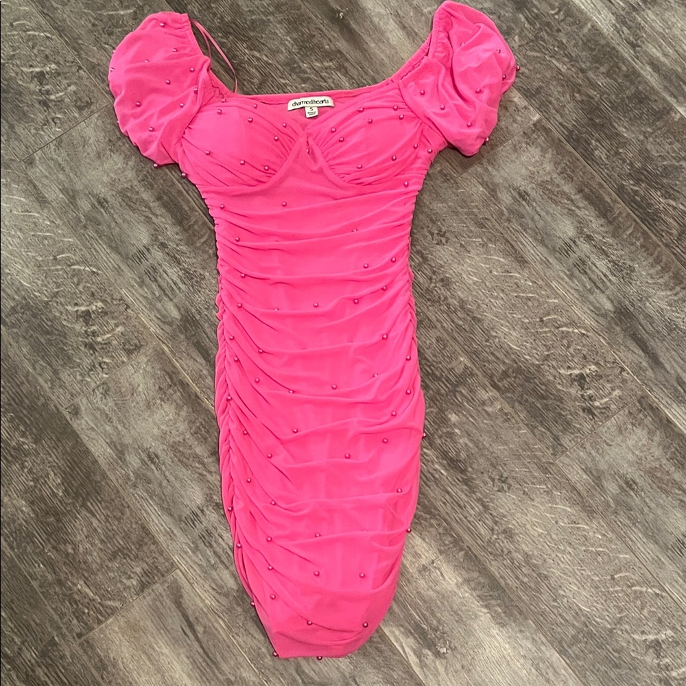 Fuchsia Mini Dress with Puff Sleeves.  Size S. Homecoming. Girls